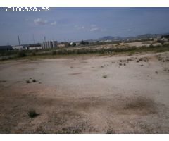 PARCELA DE TERRENO EN EL POLIGONO INDUSTRIAL
