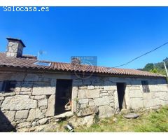 Se vende casa rustica  en obra, Porriño.