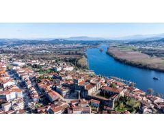 Venta de  Casa señorial en Tui, Camino de Santiago