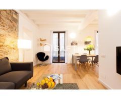 ENCANTADOR PISO AMUEBLADO CON 4 BALCONES