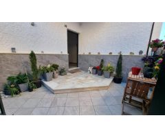 ¡Tu Oasis en Roquetas de Mar te Espera!