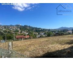 Parcela edificable con proyecto y licencia en Lavadores