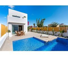 ¡OBRA NUEVA! CHALETS ADOSADOS ESTILO IBICENCO CON PISCINA PRIVADA EN LOS ALCÁZAREZ, MURCIA