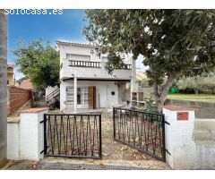 Oportunidad para Inversores! Casa de 2 Pisos Independientes a Pasos de la Playa