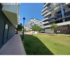 AMPLIO LOCAL JUNTO A UNA DE LAS AVENIDAS PRINCIPALES DE ESTEPONA