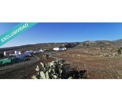 TERRENO URBANO Y RÚSTICO EN LA PASADILLA