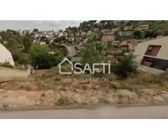 TERRENO RESIDENCIAL 800 m2 URB. VALLIRANA PARK.