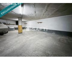 Garaje en venta en Berga de 50m2.