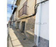!! GRAN OPORTUNIDAD, CASA EN EL CENTRO DE ALPICAT!!