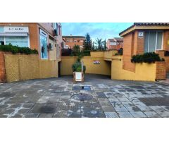 2 amplias plazas de garaje doble en urbanización Jardines de Santa Eufemia!!!