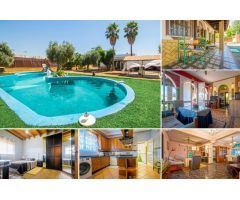 Gran chalet independiente en Utrera en urbanización Casablanca!!