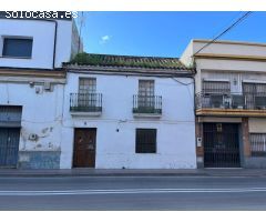 Gran oportunidad  de inversión, terreno para edificar en el centro de Dos Hermanas!!!