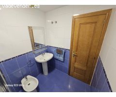 Se alquila apartamento de tres dormitorios en zona terra marina Finestrat. Milpisos.es