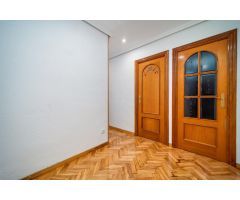 Piso en Alquiler en Madrid de las Caderechas, Madrid