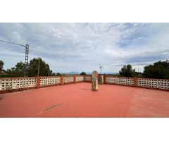 ???? TU REFUGIO POR DESCUBRIR EN CATADAU – CHALET CON ALMA Y VISTAS DE ENSUEÑO ????