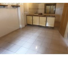 SE VENDE CASA EN SANTIBAÑEZ DE LA PEÑA