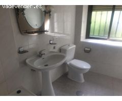 SE VENDE CASA EN SANTIBAÑEZ DE LA PEÑA