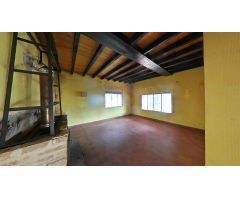 MONCASA VENDE CASA RURAL EN LA PERNIA