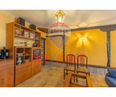 ¿Buscas un hogar lleno de encanto y luminosidad? ¡Esta es tu oportunidad! Venta casa calle Panera