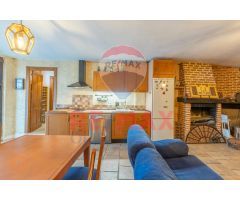 ¿Buscas un hogar lleno de encanto y luminosidad? ¡Esta es tu oportunidad! Venta casa calle Panera