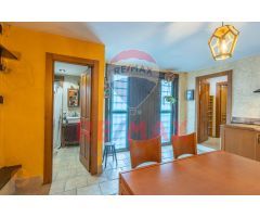 ¿Buscas un hogar lleno de encanto y luminosidad? ¡Esta es tu oportunidad! Venta casa calle Panera