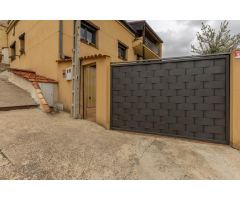 ¿Buscas un hogar lleno de encanto y luminosidad? ¡Esta es tu oportunidad! Venta casa calle Panera