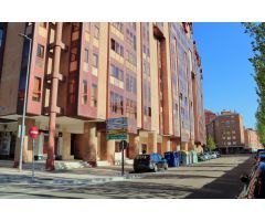 Dúplex con potencial en la avenida de Irún - ¡Crea tu hogar ideal adaptando cada espacio!