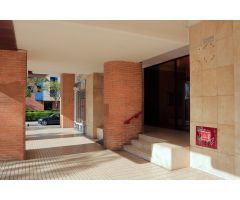 Dúplex con potencial en la avenida de Irún - ¡Crea tu hogar ideal adaptando cada espacio!