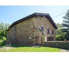 GRAN OPORTUNIDAD CASA CON TERRENO