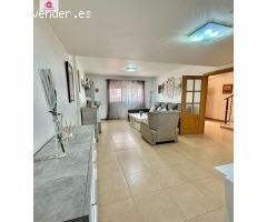 Una casa para vivirla. Dúplex de ensueño en Santo Ángel, con espacio, luz y carácter propio