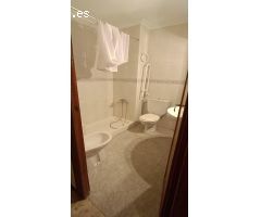 PISO BAJO 125 m2 CON DOS PATIOS
