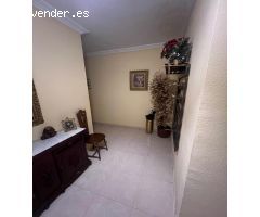 GRAN PISO JUNTO A MERCADONA CON ASCENSOR