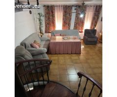 GRAN CASA REFORMADA EN DOÑA MENCÍA