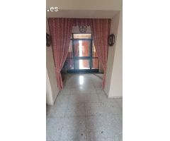 CASA CON PATIO CERCA DEL NUEVO MERCADONA