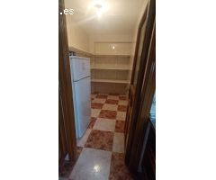 CASA CON PATIO CERCA DEL NUEVO MERCADONA
