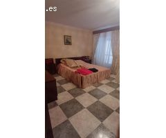 CASA CON PATIO CERCA DEL NUEVO MERCADONA
