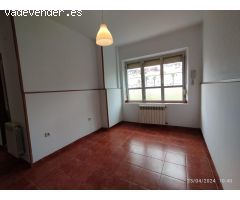 Acogedor piso en alquiler en Teatinos, Oviedo.