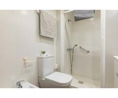 PS. CALANDA.- Vivienda de cuatro dormitorios, salón, cocina, baño y terraza.
