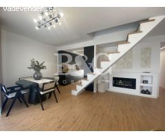 ATICO CON TERRAZA SOLARIUM Y PLAZA DE GARAJE EN AGUILAS