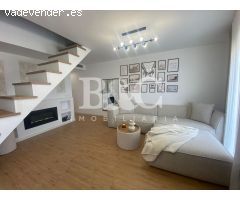 ATICO CON TERRAZA SOLARIUM Y PLAZA DE GARAJE EN AGUILAS
