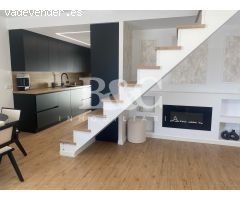 ATICO CON TERRAZA SOLARIUM Y PLAZA DE GARAJE EN AGUILAS