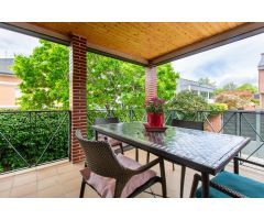 Chalet Pareado en Venta en Calle Obelix, Rivas Vaciamadrid
