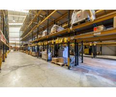 Nave industrial en Calle Cadmio