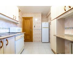 Piso en Alquiler – Luminoso y Espacioso en Planta Alta