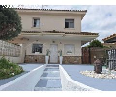 MAGNÍFICO CHALET REFORMADO EN BATRES