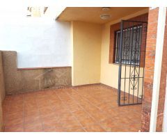 CHALET INDEPENDIENTE EN MAGÁN CON AMPLIO PATIO Y GARAGE CERRADO