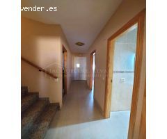 CHALET INDEPENDIENTE EN MAGÁN CON AMPLIO PATIO Y GARAGE CERRADO