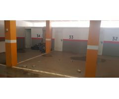 Garaje en Venta en Amposta, Tarragona