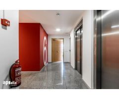 ¡ESPECTACULAR PISO EN LA CREU ALTA!