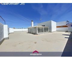 CASA RENTA LIBRE EN OLIVAR DE RIVERO CON VIVIENDA Y LOCAL.